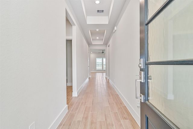 225 Magnolia Laurel Drive, Alvin, TX 77511