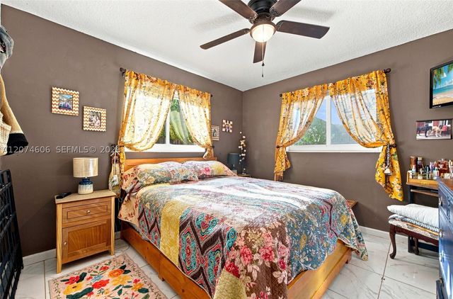 1540 NE 34th St, Pompano Beach, FL 33064