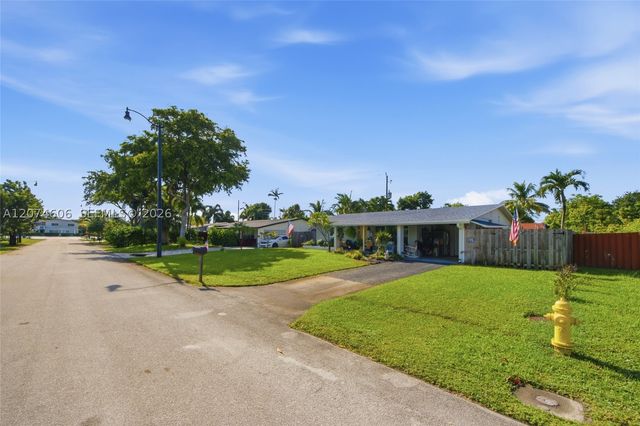 1540 NE 34th St, Pompano Beach, FL 33064