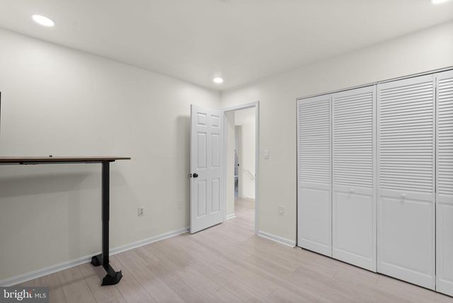 8002 INVERNESS RIDGE RD, Potomac, MD 20854
