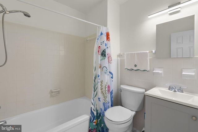8002 INVERNESS RIDGE RD, Potomac, MD 20854
