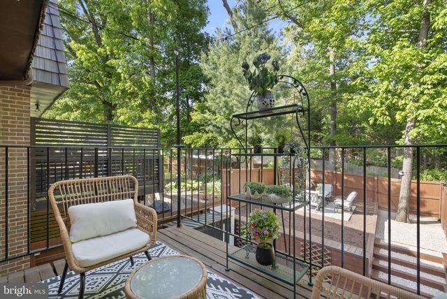 8002 INVERNESS RIDGE RD, Potomac, MD 20854