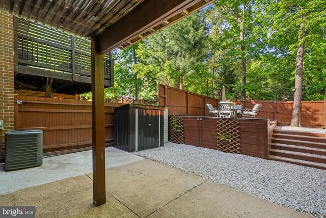 8002 INVERNESS RIDGE RD, Potomac, MD 20854