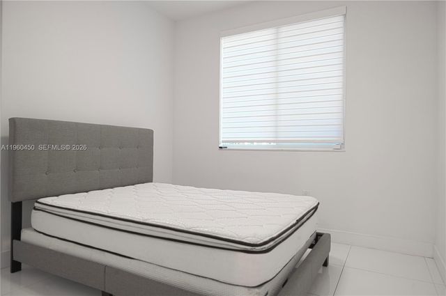 6472 NW 103rd Pl, Doral, FL 33178