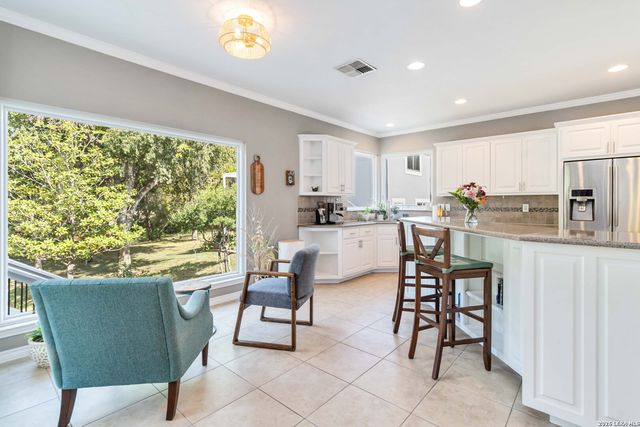 21927 PARK VIEW DR, Garden Ridge, TX 78266