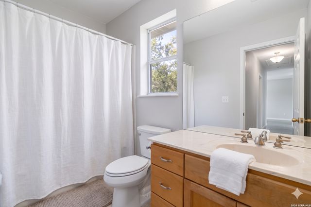21927 PARK VIEW DR, Garden Ridge, TX 78266