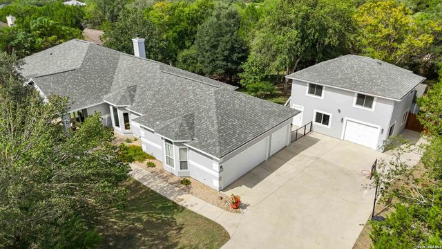 21927 PARK VIEW DR, Garden Ridge, TX 78266