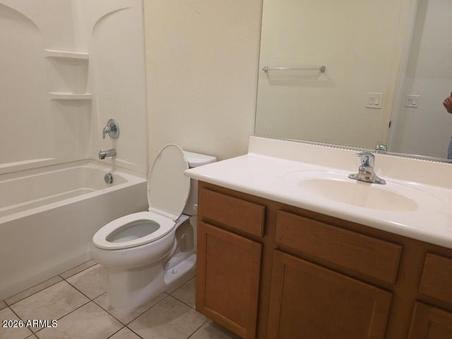 10825 W TAYLOR Street, Avondale, AZ 85323