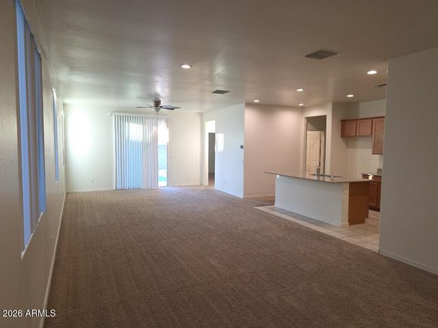 10825 W TAYLOR Street, Avondale, AZ 85323