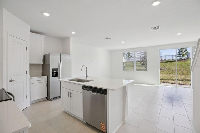 713 SPARTINA WAY, Lady Lake, FL 32159