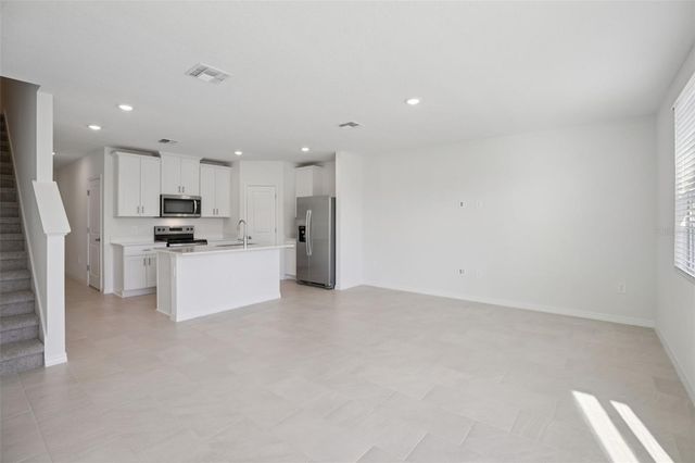 713 SPARTINA WAY, Lady Lake, FL 32159