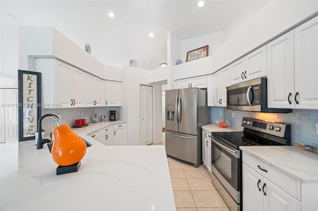 21489 Sheridan Run, Estero, FL 33928