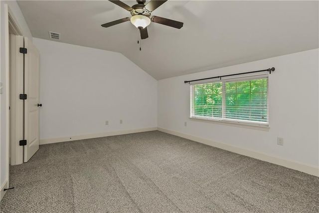 4327 NE 83rd Street, Kansas City, MO 64119