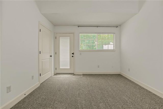 4327 NE 83rd Street, Kansas City, MO 64119