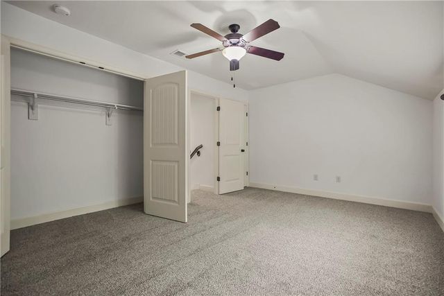 4327 NE 83rd Street, Kansas City, MO 64119