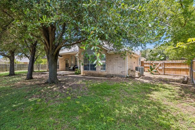 433 Sherwood Court, Burleson, TX 76028