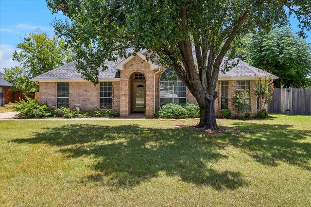 433 Sherwood Court, Burleson, TX 76028