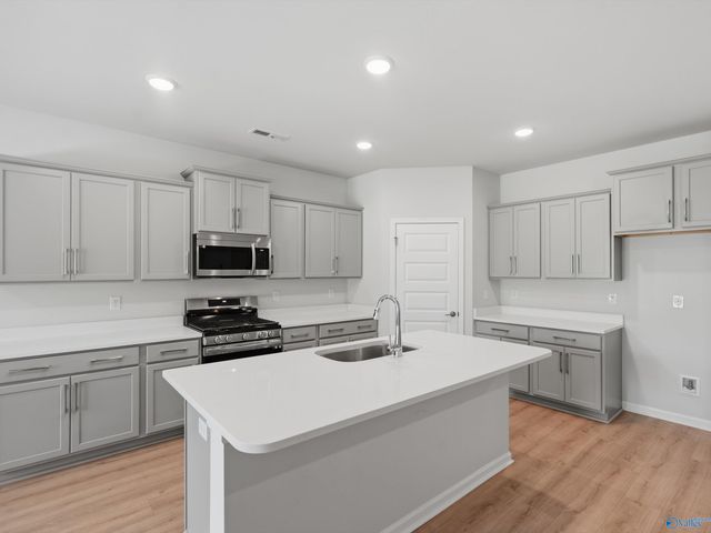 6102 Margie Collins Drive, Owens Cross Roads, AL 35763