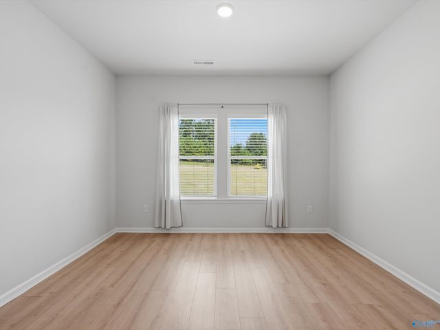 6102 Margie Collins Drive, Owens Cross Roads, AL 35763