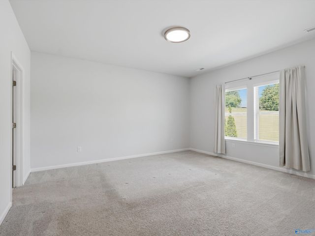 6102 Margie Collins Drive, Owens Cross Roads, AL 35763