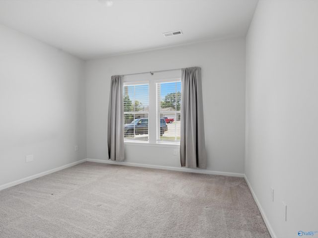 6102 Margie Collins Drive, Owens Cross Roads, AL 35763
