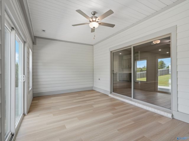 6102 Margie Collins Drive, Owens Cross Roads, AL 35763