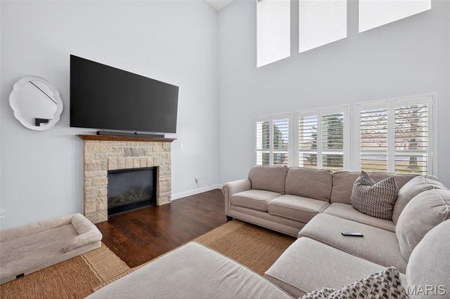 968 Ridgepointe Place Circle, Lake St Louis, MO 63367