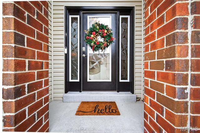 968 Ridgepointe Place Circle, Lake St Louis, MO 63367