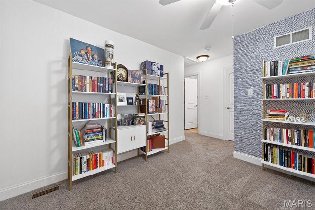 968 Ridgepointe Place Circle, Lake St Louis, MO 63367