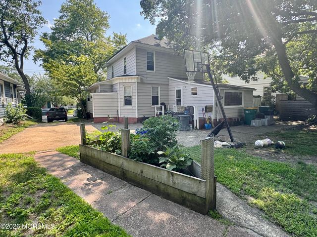 32 4th Avenue, Neptune City, NJ 07753