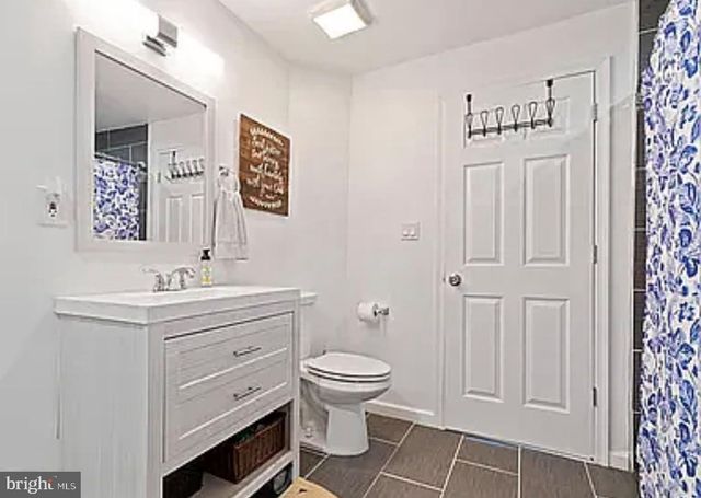 1 W POST RD, Morrisville, PA 19067