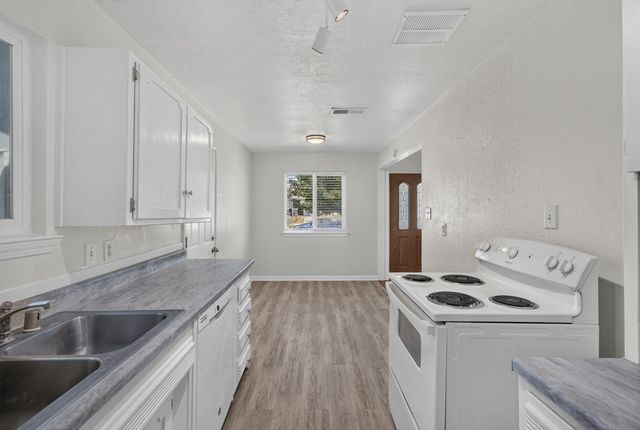 7620 Eastgate Ave, Citrus Heights, CA 95610