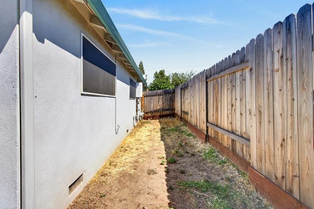 7620 Eastgate Ave, Citrus Heights, CA 95610