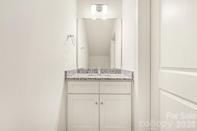 226 Oak Circle, Newton, NC 28658