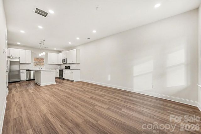 226 Oak Circle, Newton, NC 28658