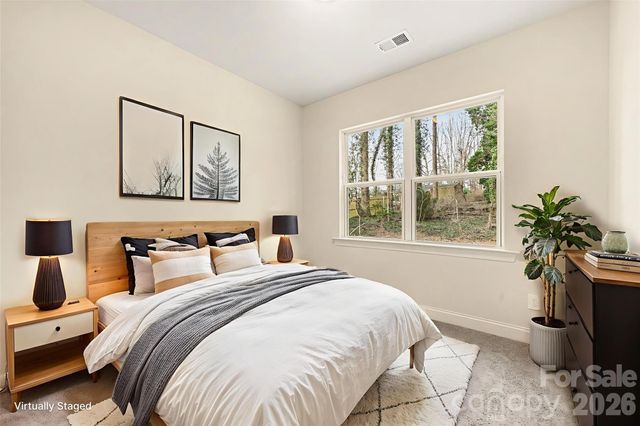 226 Oak Circle, Newton, NC 28658