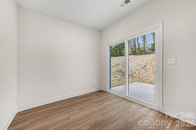 226 Oak Circle, Newton, NC 28658