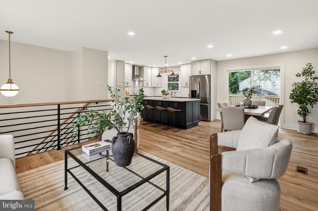 7124 WHETSTONE RD, Alexandria, VA 22306