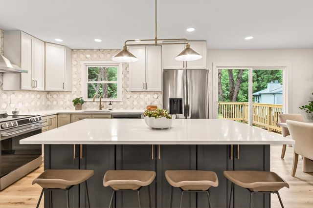 7124 WHETSTONE RD, Alexandria, VA 22306
