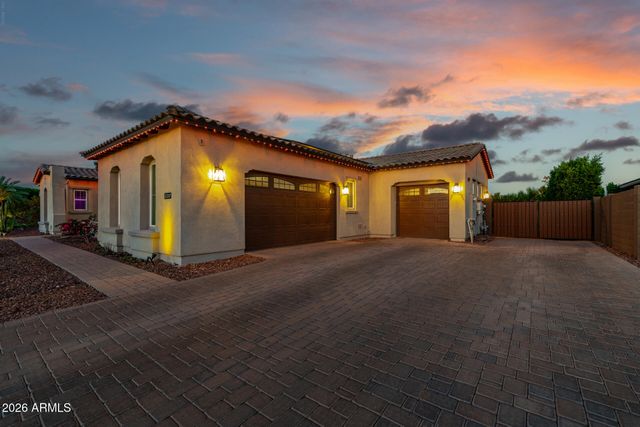 23307 N 97TH Drive, Peoria, AZ 85383