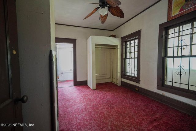 228 W 11TH Street, Jacksonville, FL 32206