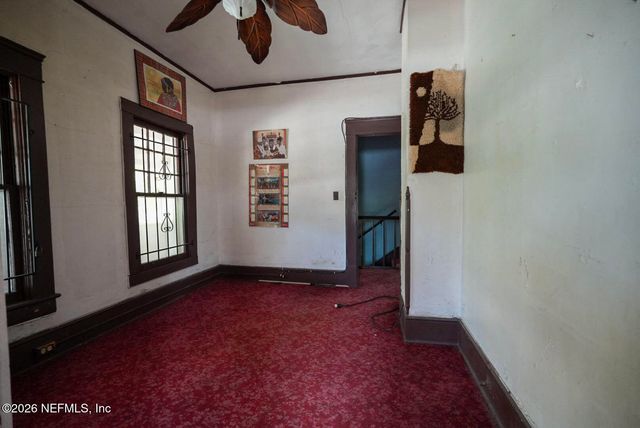 228 W 11TH Street, Jacksonville, FL 32206