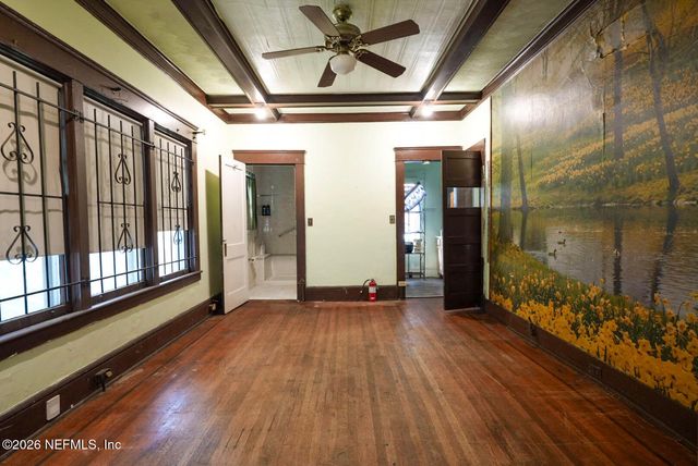 228 W 11TH Street, Jacksonville, FL 32206