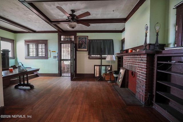 228 W 11TH Street, Jacksonville, FL 32206