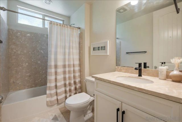 7098 Sitio Corazon, Carlsbad, CA 92009