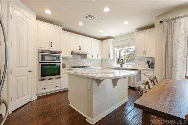 7098 Sitio Corazon, Carlsbad, CA 92009