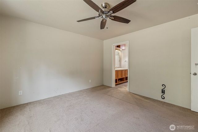 164 Sleeper Road, Oak Harbor, WA 98277