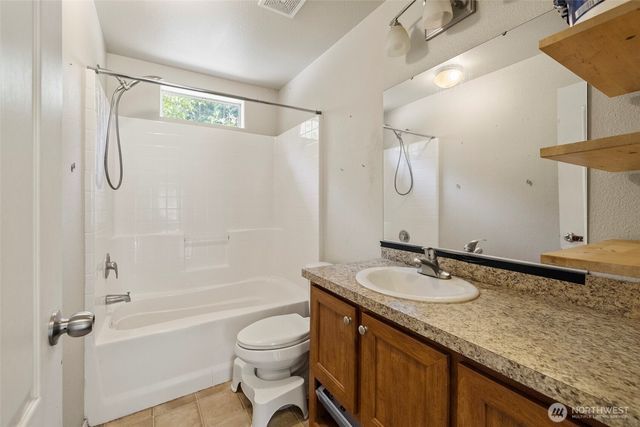 164 Sleeper Road, Oak Harbor, WA 98277