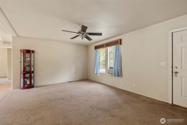 164 Sleeper Road, Oak Harbor, WA 98277