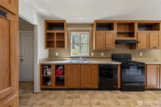 164 Sleeper Road, Oak Harbor, WA 98277